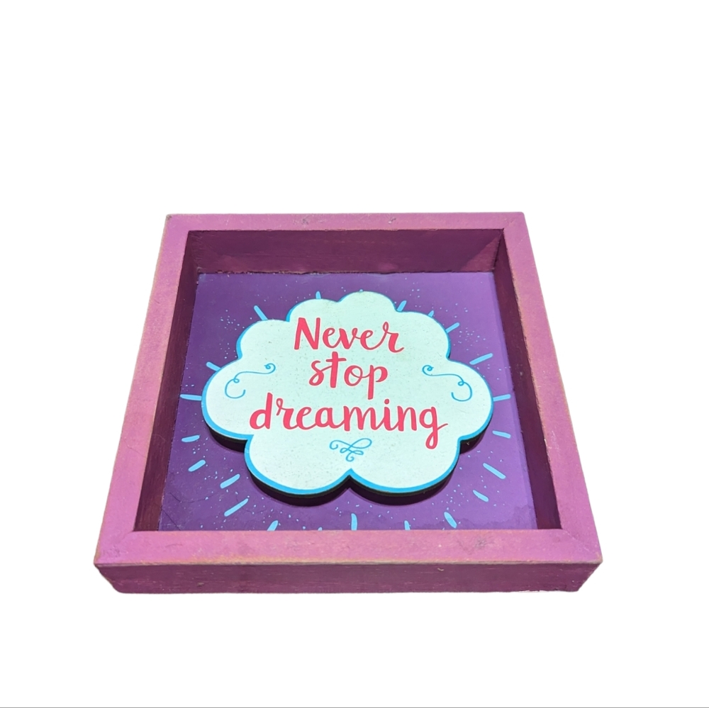 "Never Stop Dreaming" 3D sign room decoration